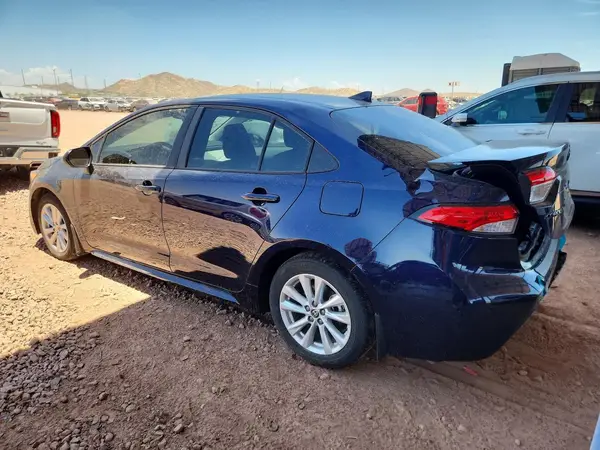 5YFB4MDE8SP276400 2025 TOYOTA COROLLA - Image 2