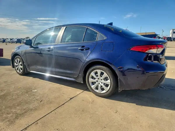 5YFB4MDE8SP290670 2025 TOYOTA COROLLA - Image 2