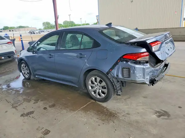 5YFB4MDE8SP295948 2025 TOYOTA COROLLA - Image 2