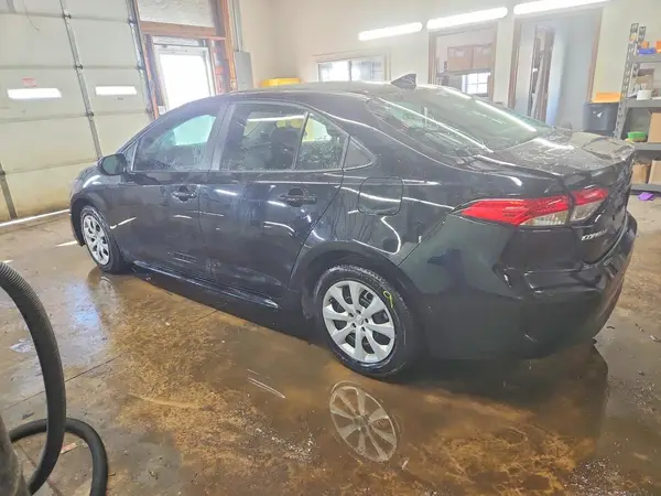 5YFB4MDE8SP296713 2025 TOYOTA COROLLA - Image 2