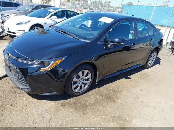 5YFB4MDE8SP297053 2025 TOYOTA COROLLA - Image 2
