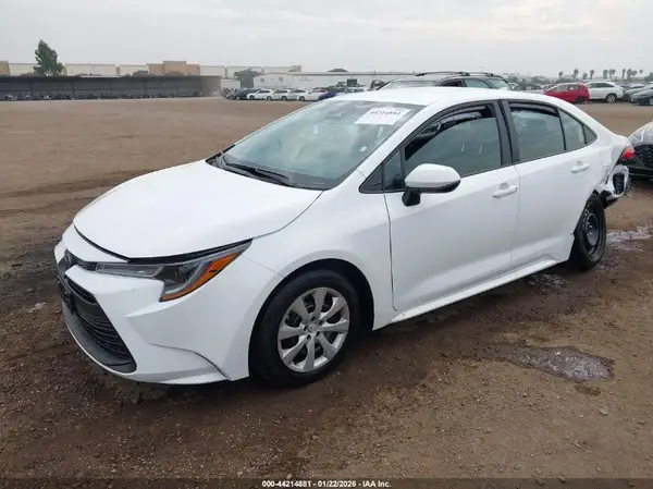 5YFB4MDE8SP298025 2025 TOYOTA COROLLA - Image 2