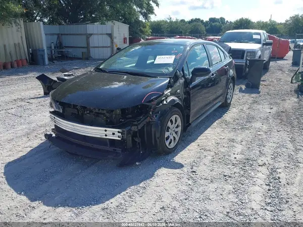 5YFB4MDE8SP305393 2025 TOYOTA COROLLA - Image 2