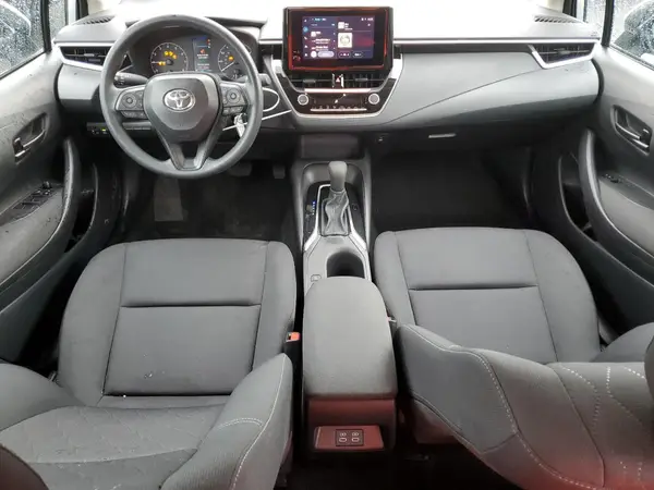5YFB4MDE8SP310061 2025 TOYOTA COROLLA - Image 8