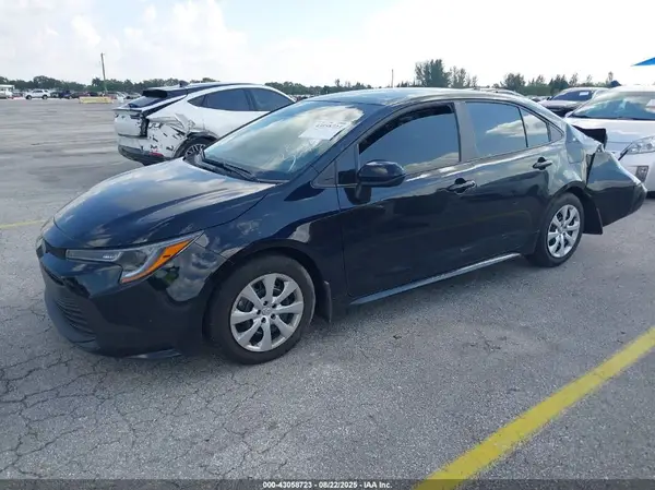 5YFB4MDE8SP313560 2025 TOYOTA COROLLA - Image 2