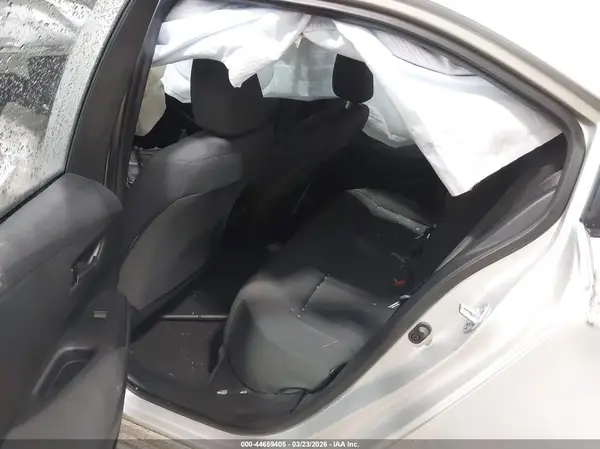5YFB4MDE8SP320587 2025 TOYOTA COROLLA - Image 8