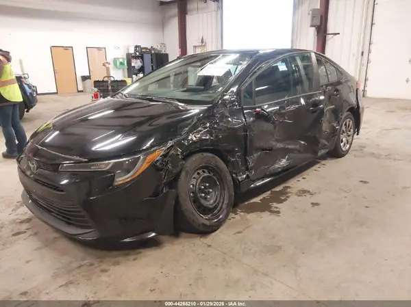5YFB4MDE8SP321223 2025 TOYOTA COROLLA - Image 2