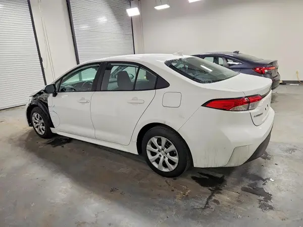 5YFB4MDE8SP323523 2025 TOYOTA COROLLA - Image 2