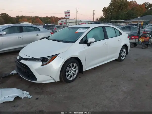 5YFB4MDE8SP336188 2025 TOYOTA COROLLA - Image 2