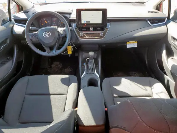 5YFB4MDE8SP339365 2025 TOYOTA COROLLA - Image 8