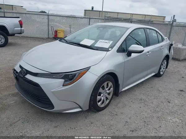 5YFB4MDE8SP341813 2025 TOYOTA COROLLA - Image 2