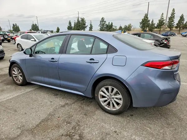 5YFB4MDE8SP345232 2025 TOYOTA COROLLA - Image 2
