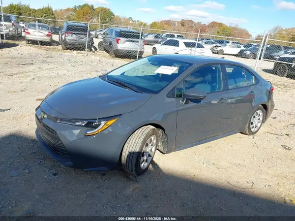 5YFB4MDE8SP345571 2025 TOYOTA COROLLA - Image 2