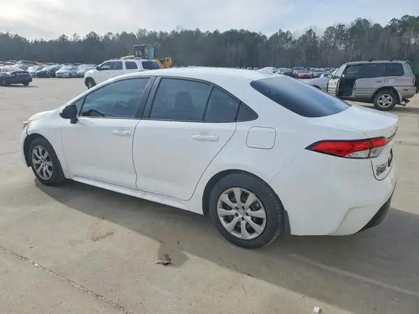 5YFB4MDE8TP385702 2026 TOYOTA COROLLA - Image 2