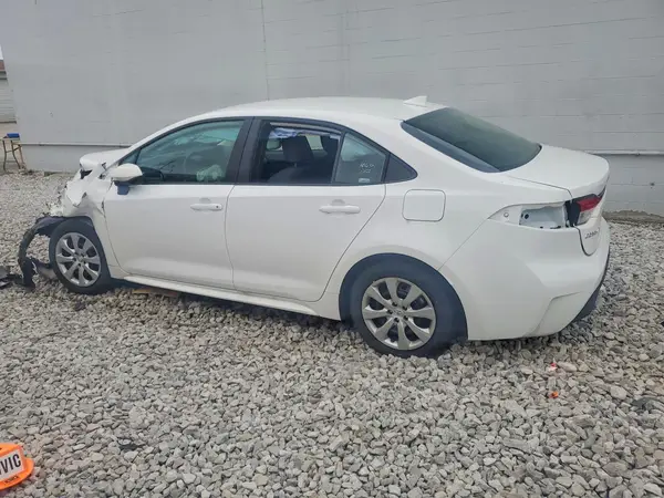 5YFB4MDE8TP399714 2026 TOYOTA COROLLA - Image 2