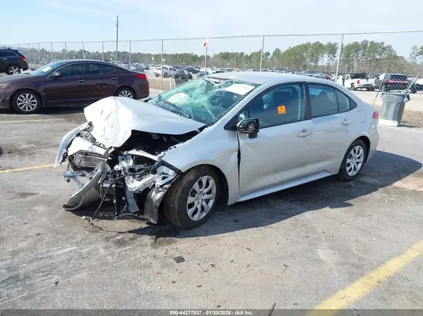 5YFB4MDE8TP401896 2026 TOYOTA COROLLA - Image 2