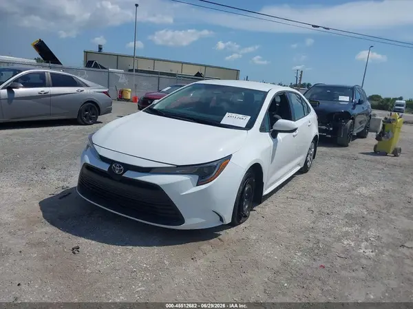 5YFB4MDE8TP441721 2026 TOYOTA COROLLA - Image 2