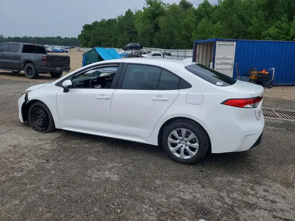5YFB4MDE8TP455523 2026 TOYOTA COROLLA - Image 2