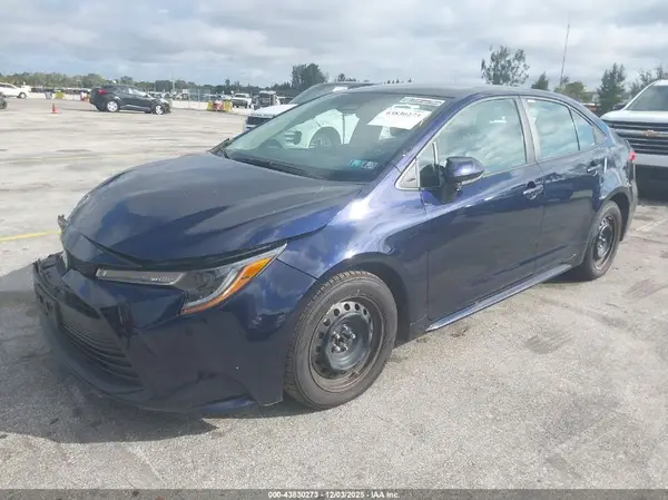 5YFB4MDE9PP031533 2023 TOYOTA COROLLA - Image 2