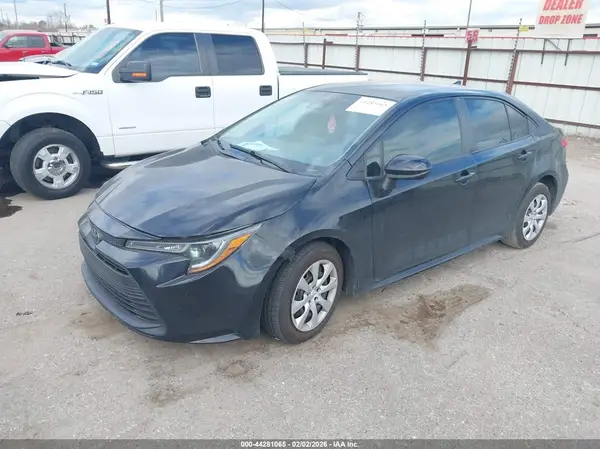 5YFB4MDE9PP052026 2023 TOYOTA COROLLA - Image 2