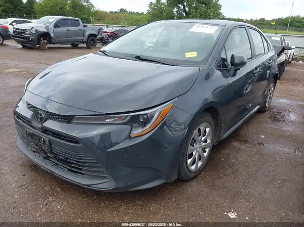5YFB4MDE9PP067545 2023 TOYOTA COROLLA - Image 2