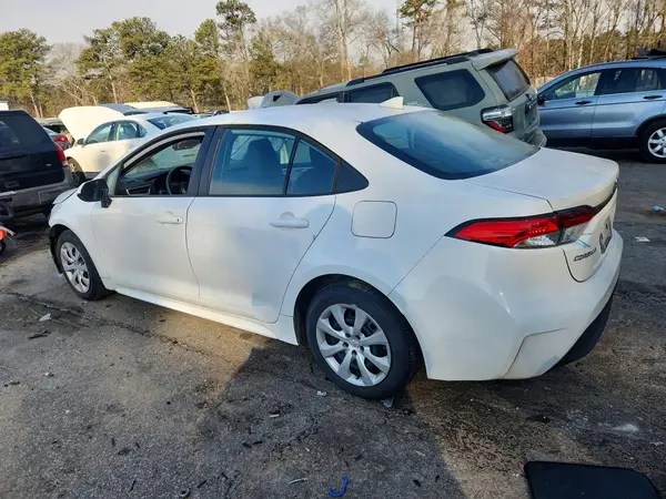 5YFB4MDE9RP080590 2024 TOYOTA COROLLA - Image 2
