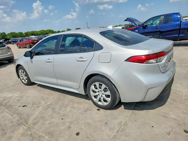 5YFB4MDE9RP081433 2024 TOYOTA COROLLA - Image 2