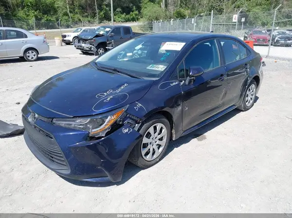 5YFB4MDE9RP103172 2024 TOYOTA COROLLA - Image 2