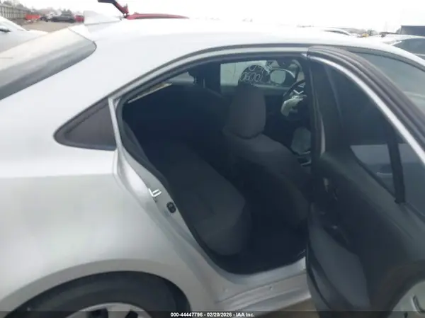 5YFB4MDE9RP115726 2024 TOYOTA COROLLA - Image 8
