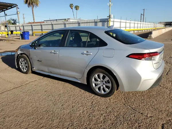 5YFB4MDE9RP116018 2024 TOYOTA COROLLA - Image 2