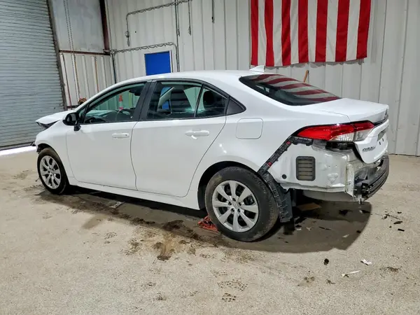 5YFB4MDE9RP121364 2024 TOYOTA COROLLA - Image 2