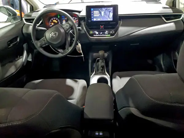 5YFB4MDE9RP121364 2024 TOYOTA COROLLA - Image 8