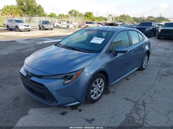 5YFB4MDE9RP122207 2024 TOYOTA COROLLA - Image 2