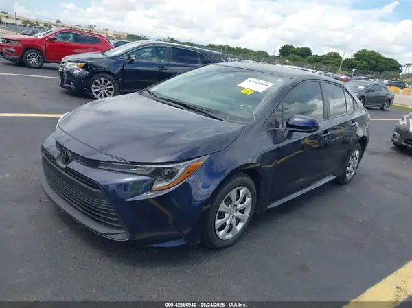 5YFB4MDE9RP123017 2024 TOYOTA COROLLA - Image 2