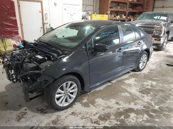 5YFB4MDE9RP126662 2024 TOYOTA COROLLA - Image 2