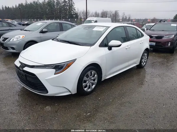 5YFB4MDE9RP129268 2024 TOYOTA COROLLA - Image 2