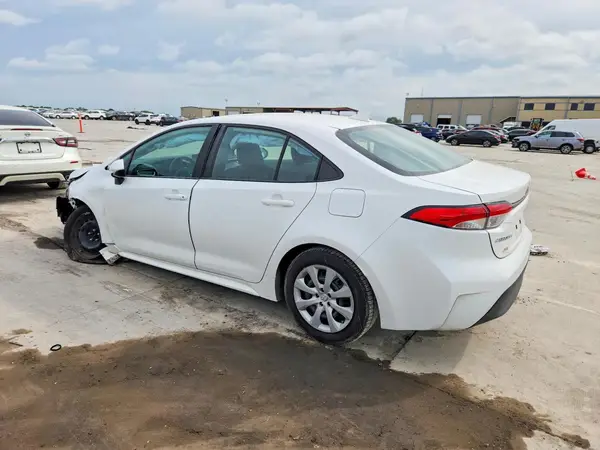 5YFB4MDE9RP130467 2024 TOYOTA COROLLA - Image 2