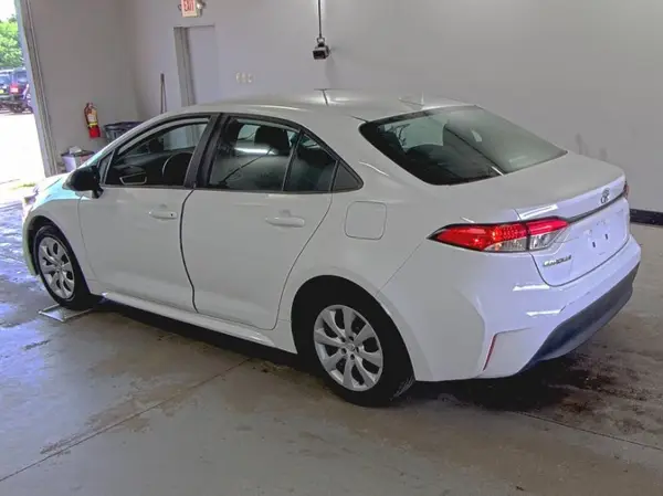 5YFB4MDE9RP132431 2024 TOYOTA COROLLA - Image 2