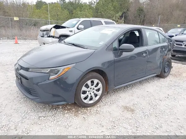 5YFB4MDE9RP133269 2024 TOYOTA COROLLA - Image 2
