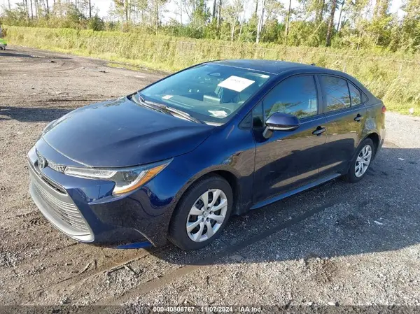 5YFB4MDE9RP136026 2024 TOYOTA COROLLA - Image 2