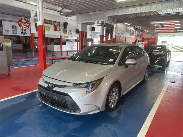5YFB4MDE9RP138763 2024 TOYOTA COROLLA - Image 2