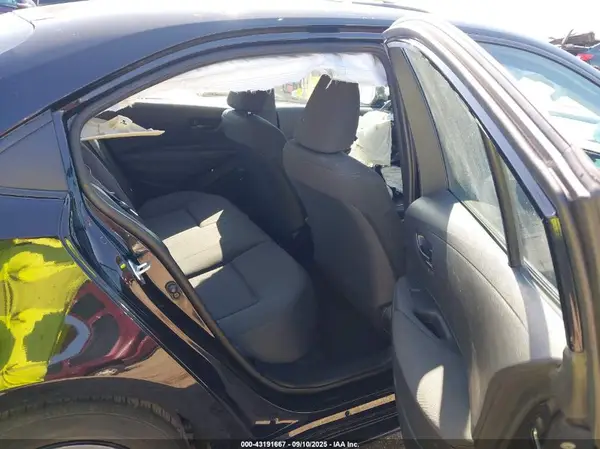 5YFB4MDE9RP142540 2024 TOYOTA COROLLA - Image 8