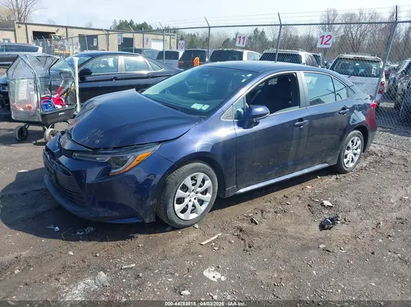5YFB4MDE9RP142621 2024 TOYOTA COROLLA - Image 2