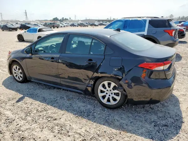 5YFB4MDE9RP142957 2024 TOYOTA COROLLA - Image 2