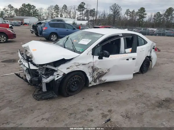 5YFB4MDE9RP149729 2024 TOYOTA COROLLA - Image 2