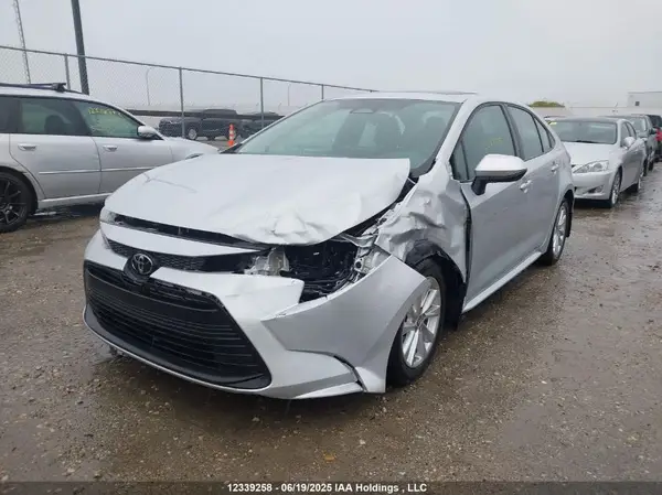 5YFB4MDE9RP152579 2024 TOYOTA COROLLA - Image 2