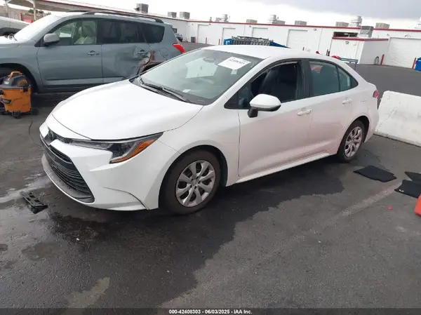 5YFB4MDE9RP152811 2024 TOYOTA COROLLA - Image 2