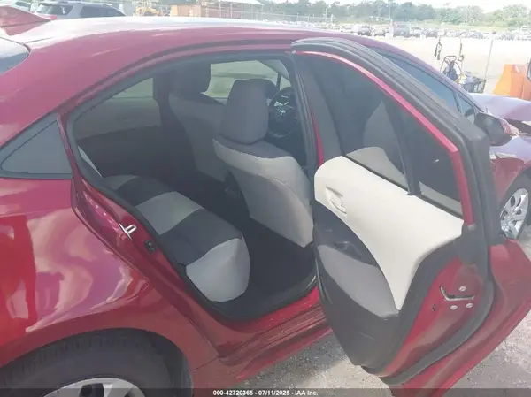 5YFB4MDE9RP153621 2024 TOYOTA COROLLA - Image 8