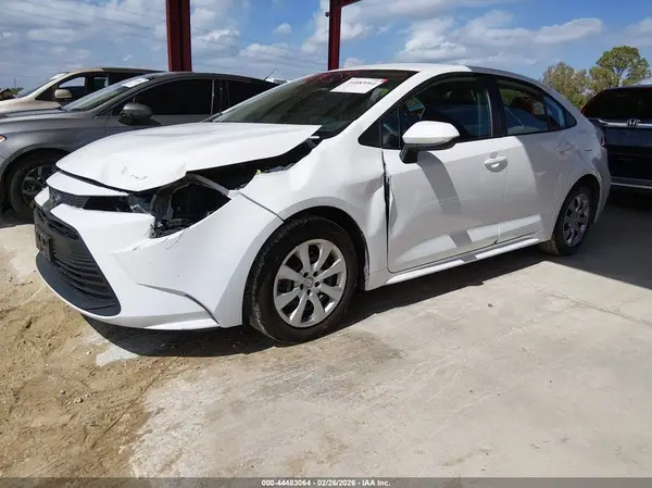 5YFB4MDE9RP155014 2024 TOYOTA COROLLA - Image 2