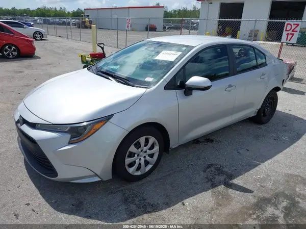5YFB4MDE9RP156180 2024 TOYOTA COROLLA - Image 2